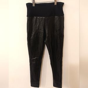 Spanx Assets Faux Leather Leggings Size Small